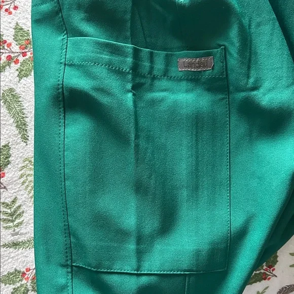 Landau green scrub bottoms - Picture 4 of 8